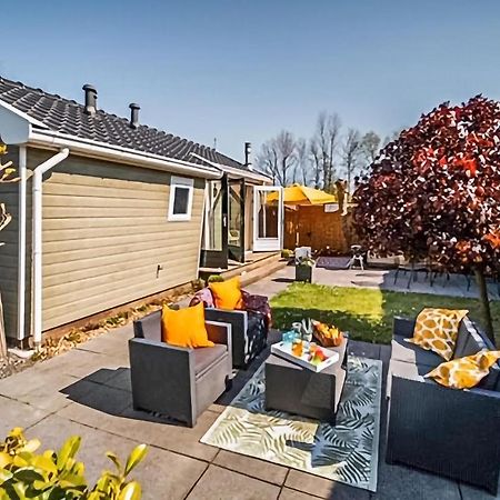 3 Bedroom Pet Friendly Home In Tzummarum ภายนอก รูปภาพ